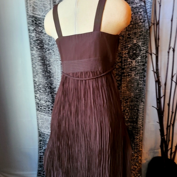 WHBM...STUNNING DRESS - Picture 5 of 6